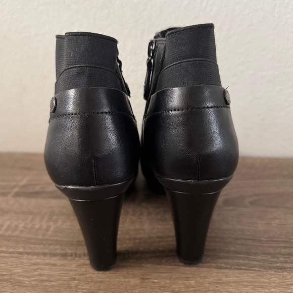 Geox Black Leather Heeled Bootie, Size 39 (US 9) - Picture 4 of 10
